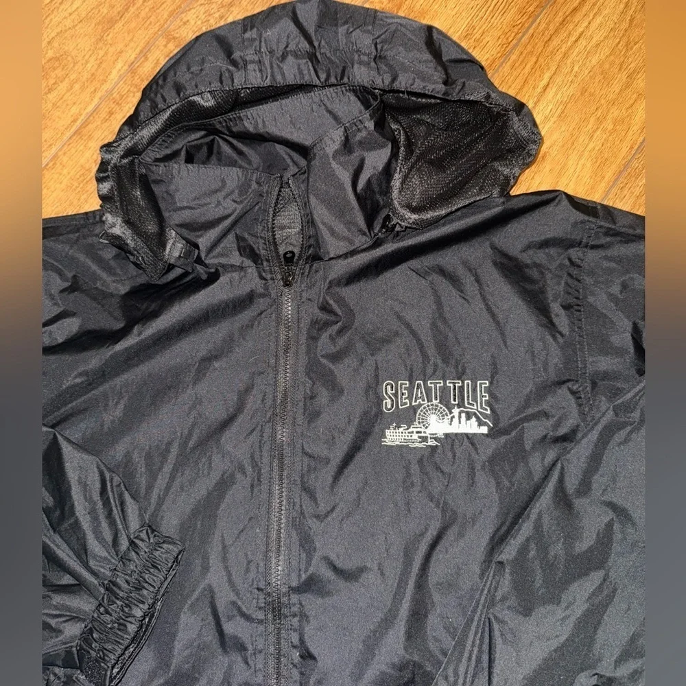 Cheneral Seattle Embroidered -black Zip Up Jacket |medium -Removable Hood USA